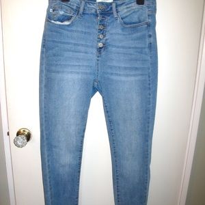 Judy Blue Jeans Size 11/30 light denim